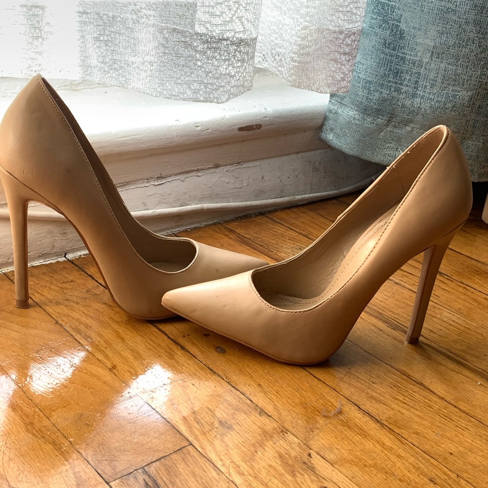 Shoe Republic LA beige heels
